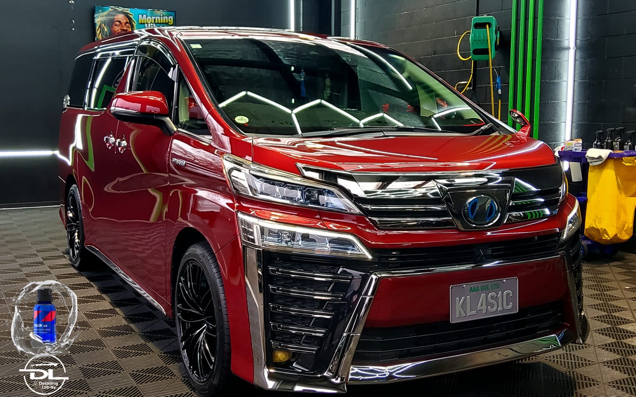 Toyota Vellfire front showroom finish after detailing