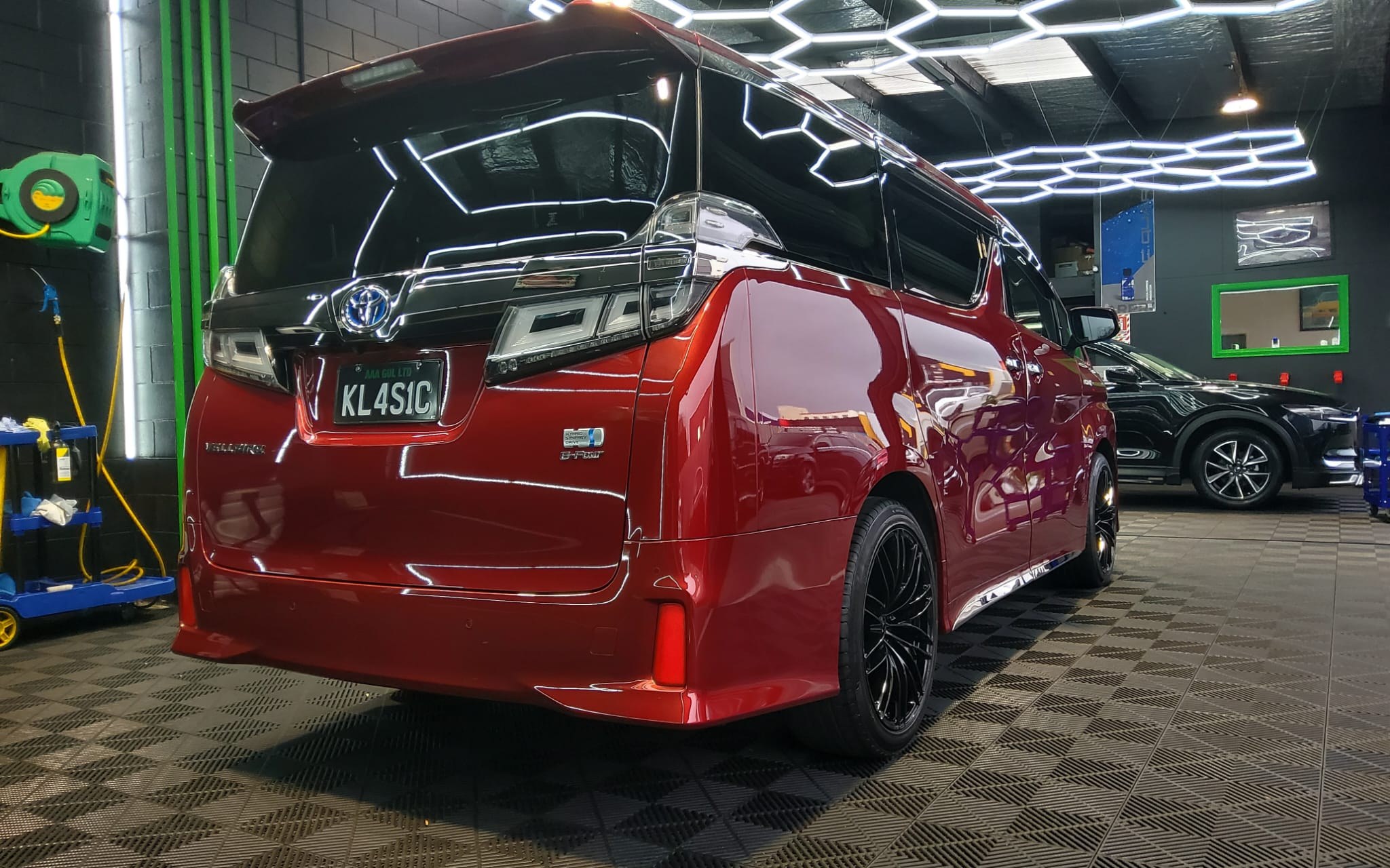 Toyota Vellfire rear after paint correction and ceramic coating
